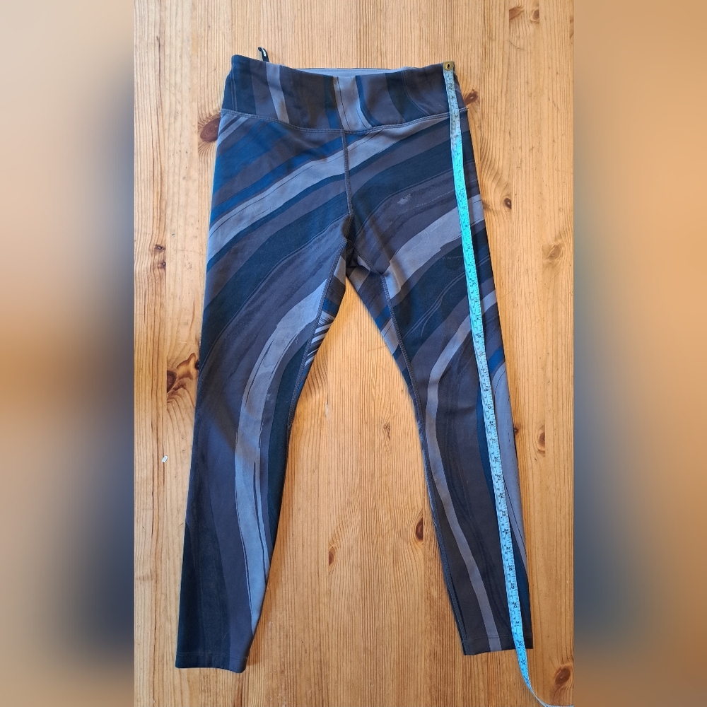 Nike Dri-FIT Multicolored 7/8 Leggings